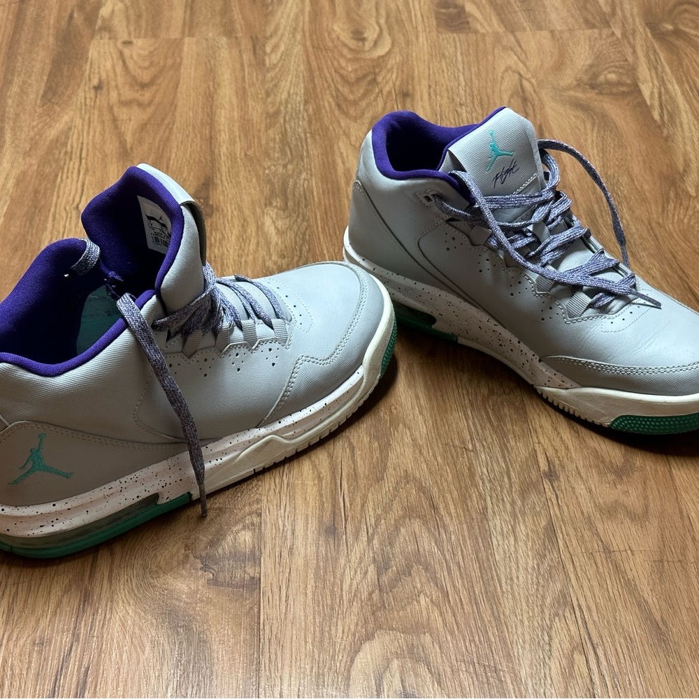 Women’s Flight Jordan High-Top Shoes, Great Condition.
